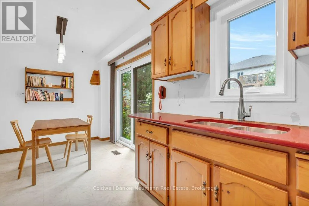 27 CELIA CRESCENT