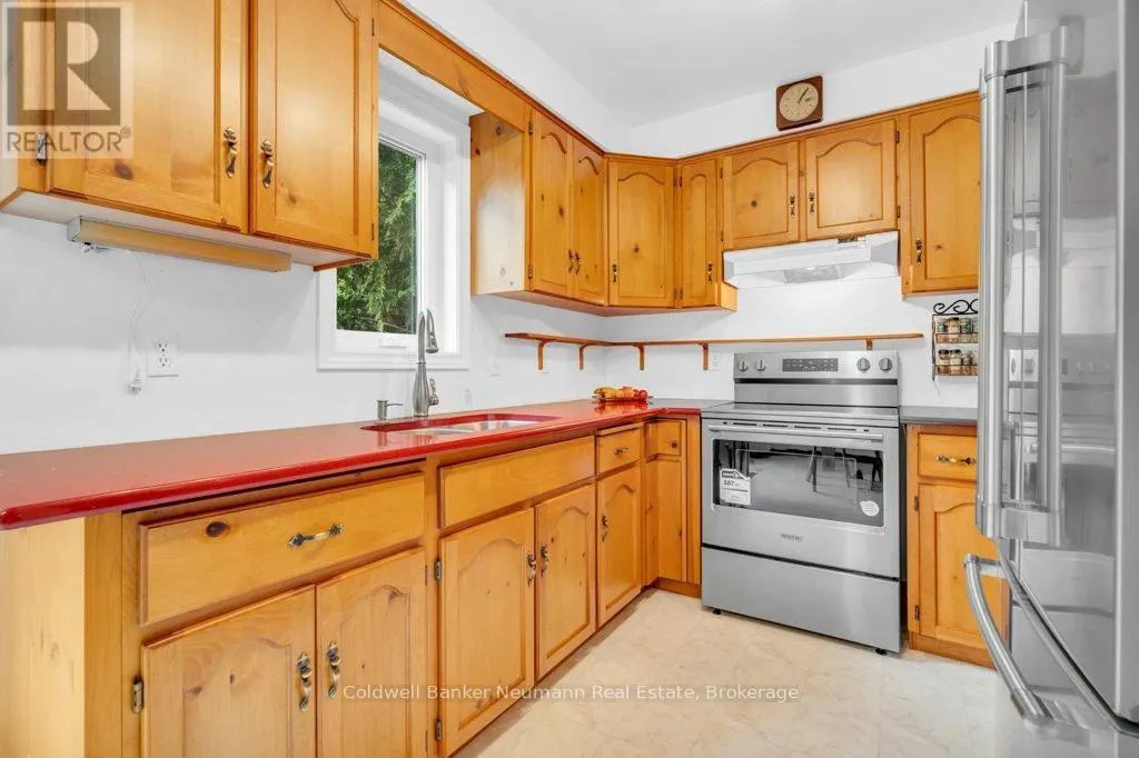 27 CELIA CRESCENT