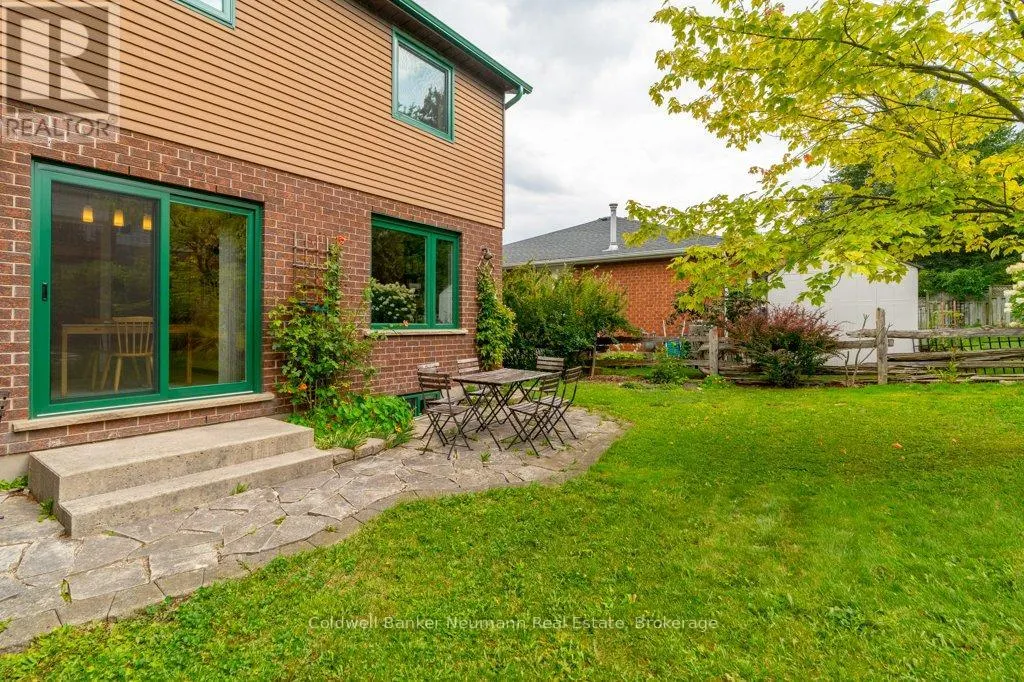 27 CELIA CRESCENT