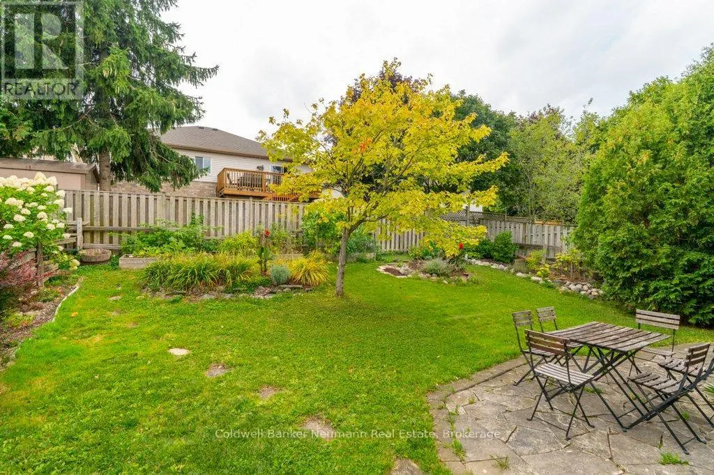 27 CELIA CRESCENT