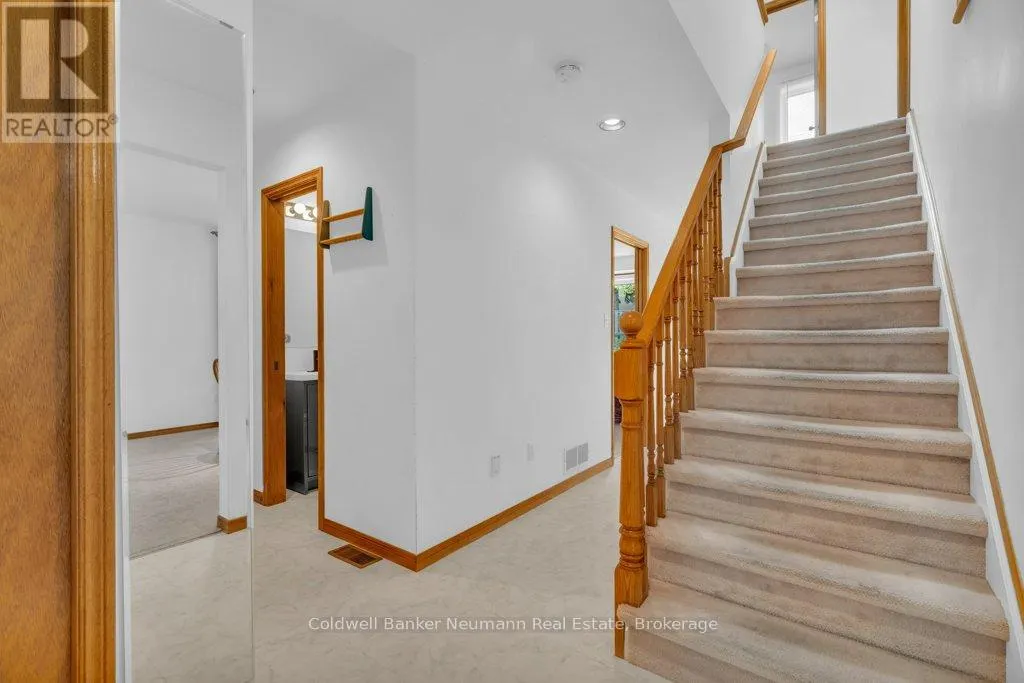 27 CELIA CRESCENT