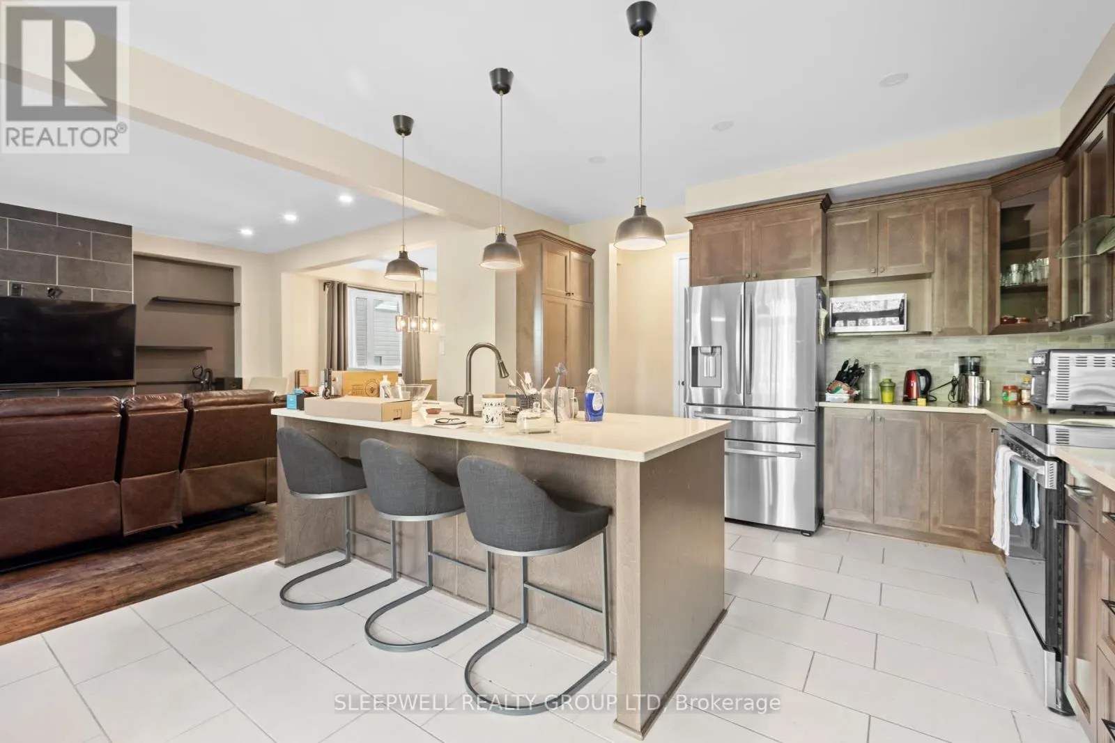 676 EAGLE CREST HEIGHTS