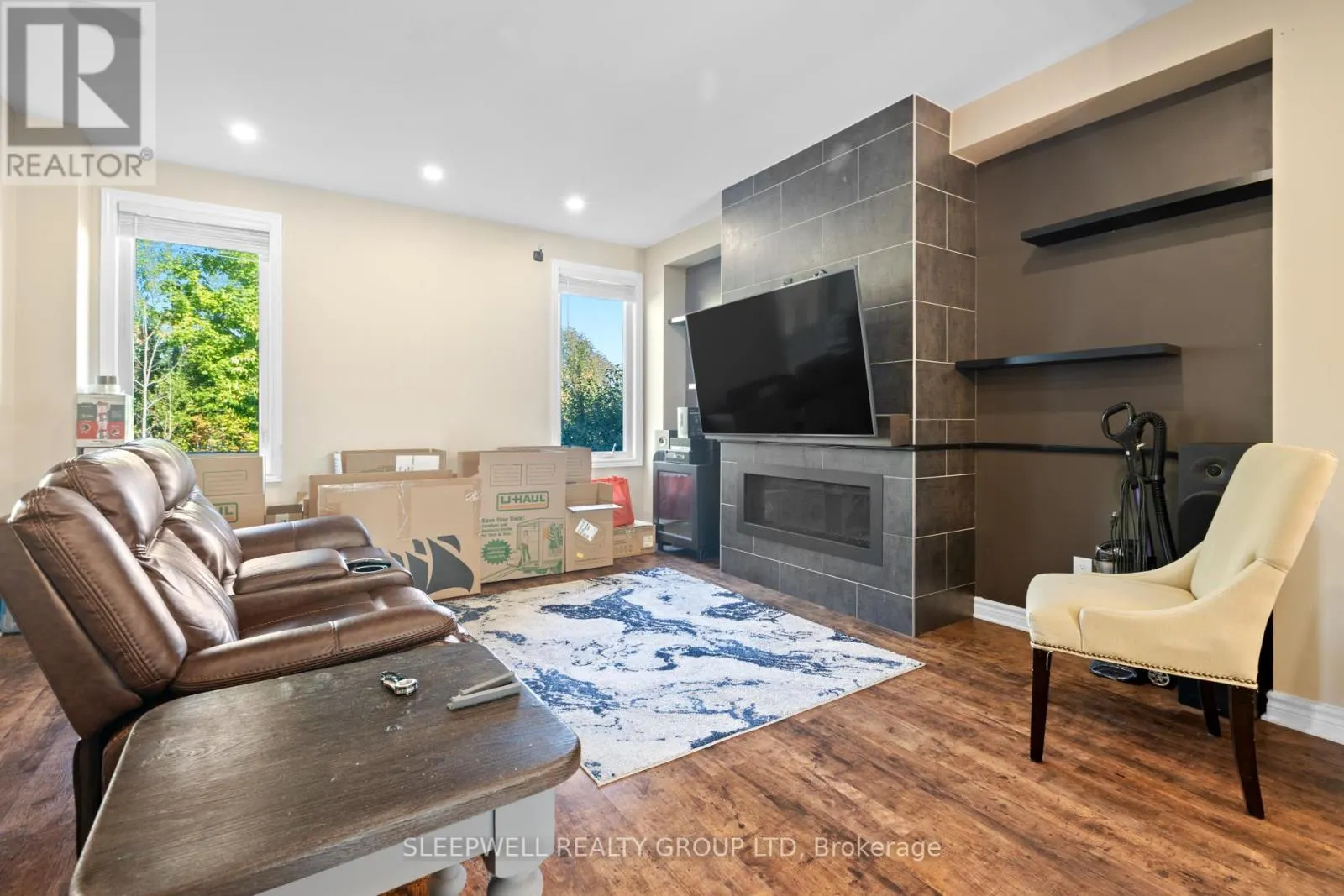 676 EAGLE CREST HEIGHTS