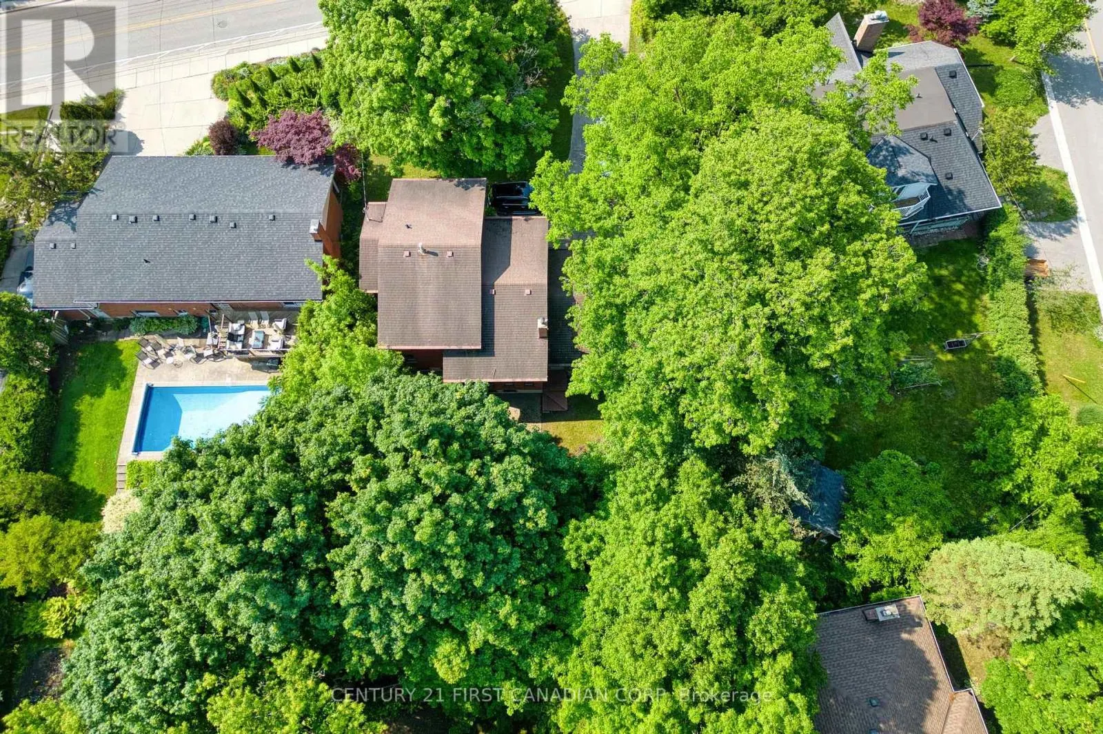 285 RIVERSIDE DRIVE