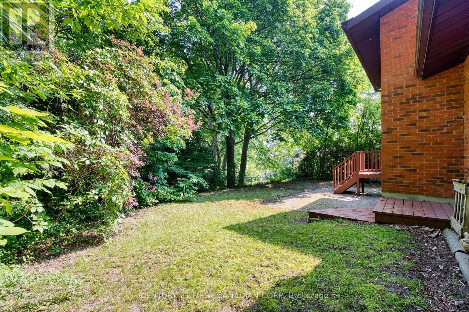 285 RIVERSIDE DRIVE