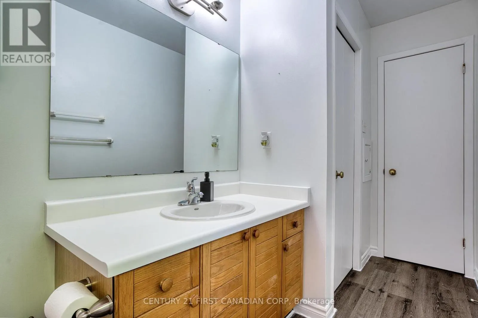 285 RIVERSIDE DRIVE