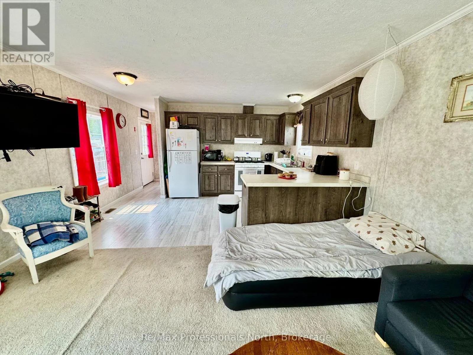 60 - 1007 RACOON ROAD, #60