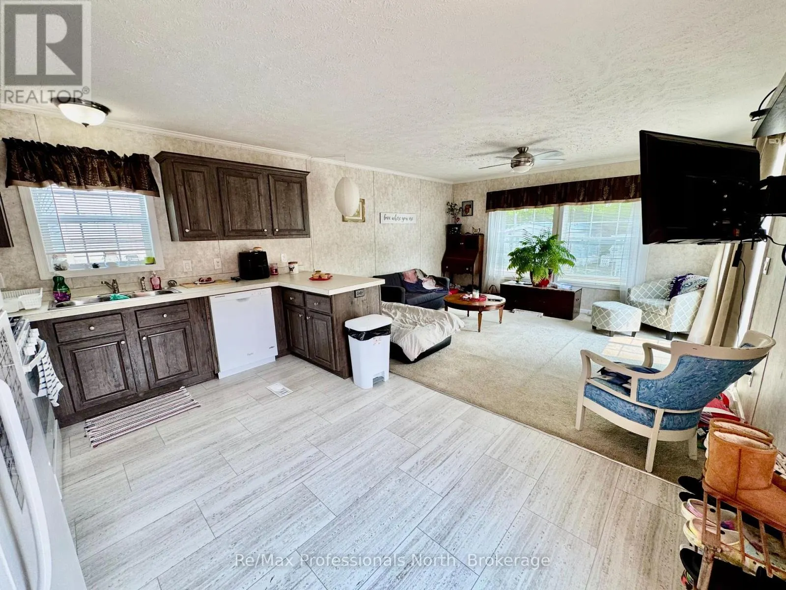 60 - 1007 RACOON ROAD, #60