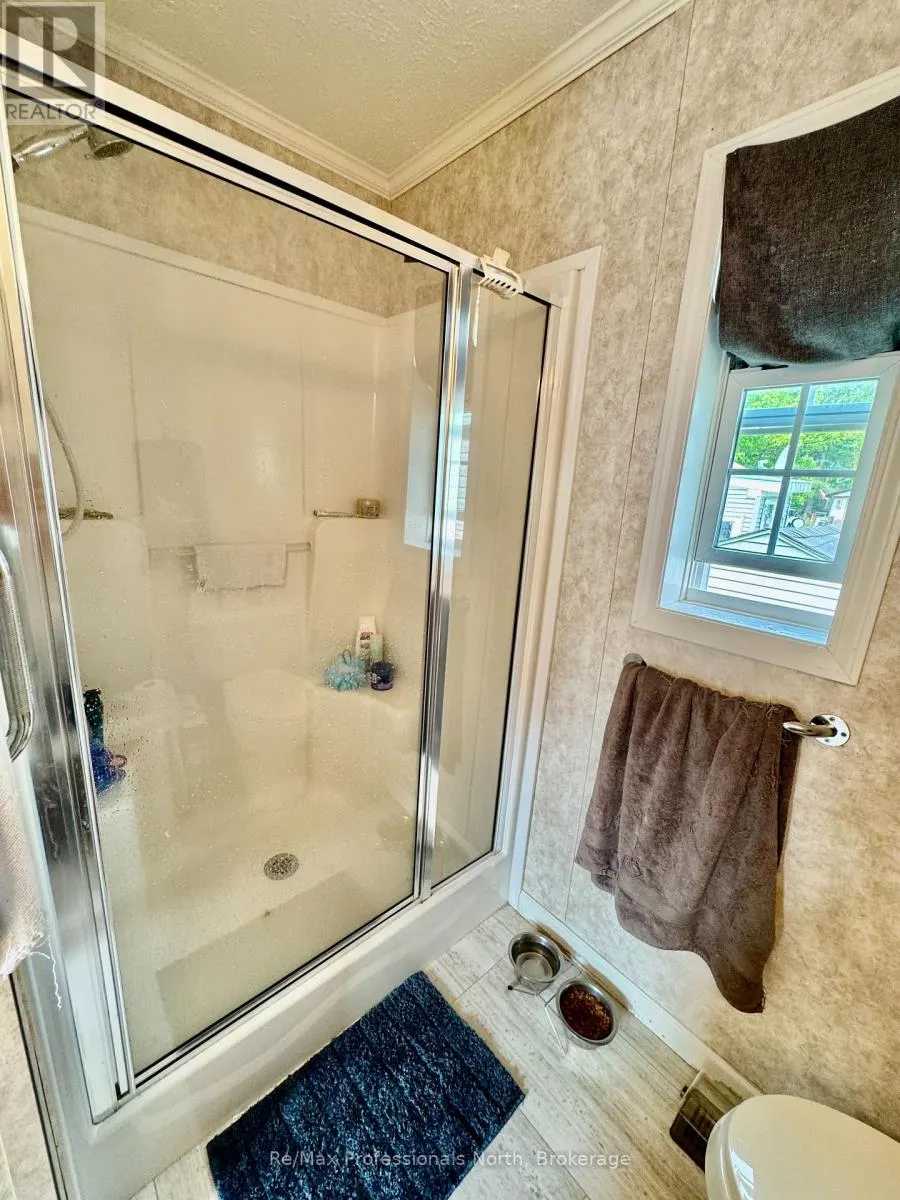 60 - 1007 RACOON ROAD, #60