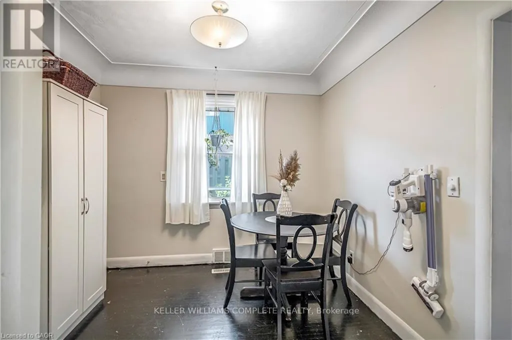 487 EAST 37TH STREET