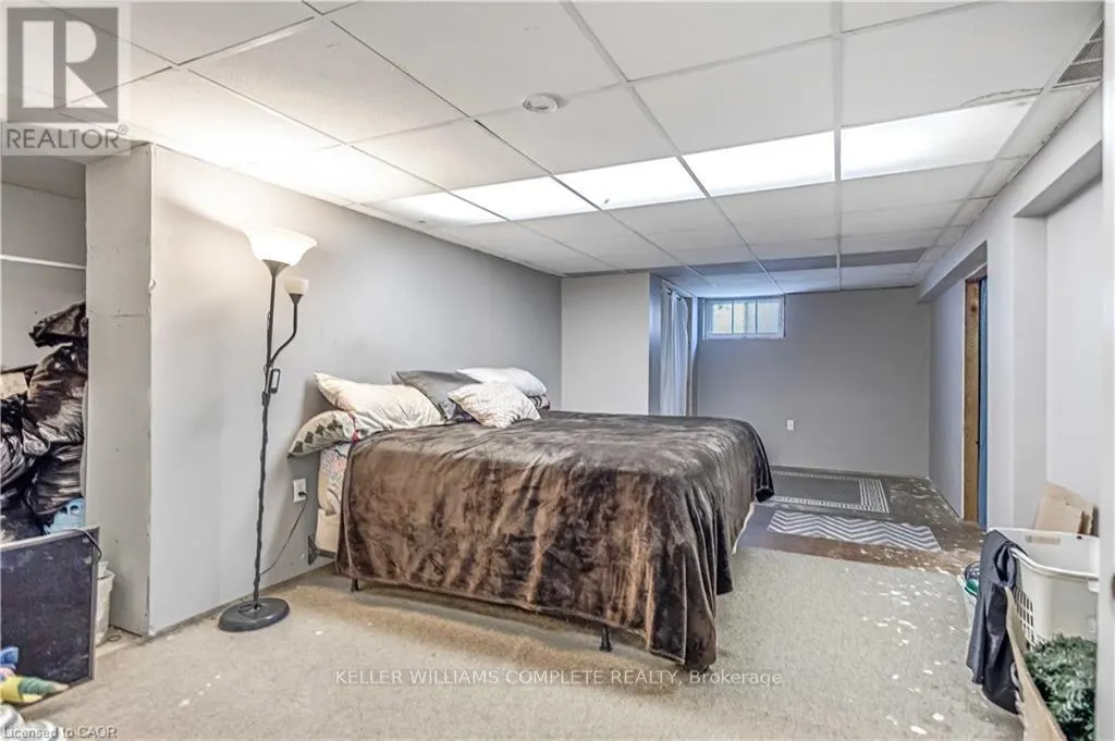 487 EAST 37TH STREET