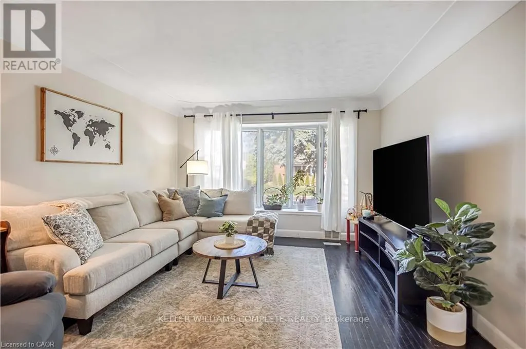 487 EAST 37TH STREET