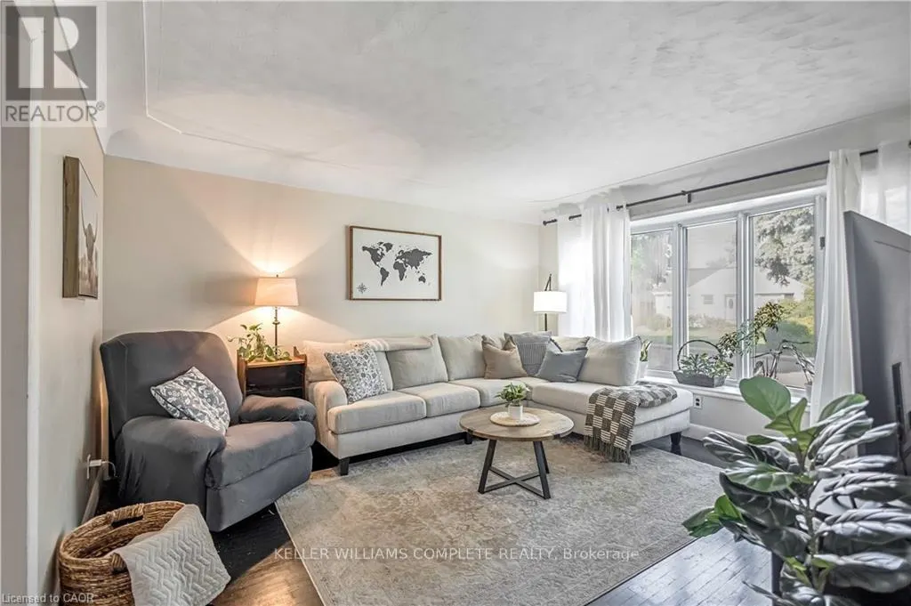 487 EAST 37TH STREET