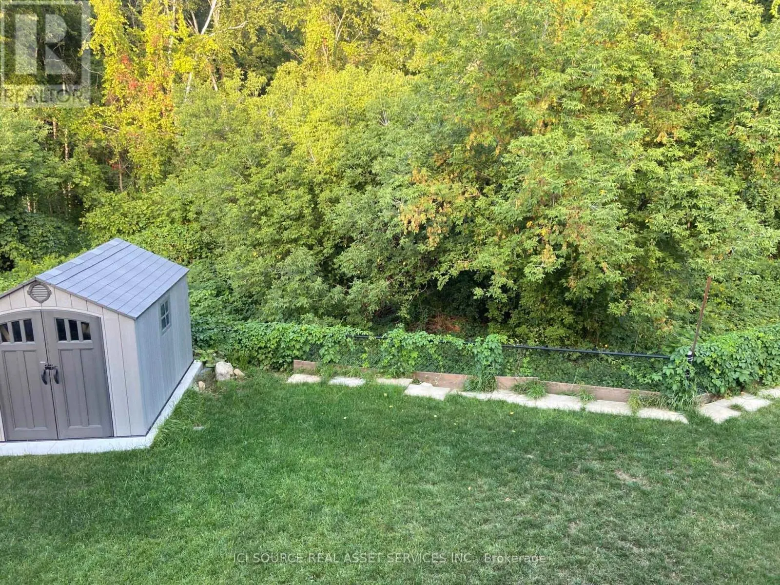 LOWER - 12 JENNER COURT
