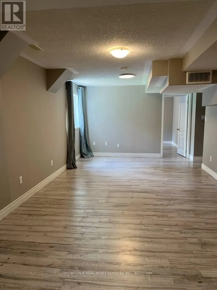 LOWER - 12 JENNER COURT