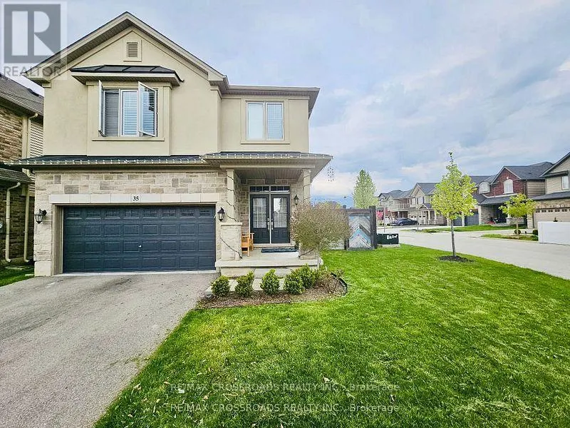 35 CUTTS CRESCENT