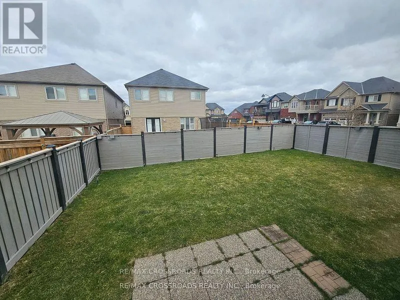 35 CUTTS CRESCENT