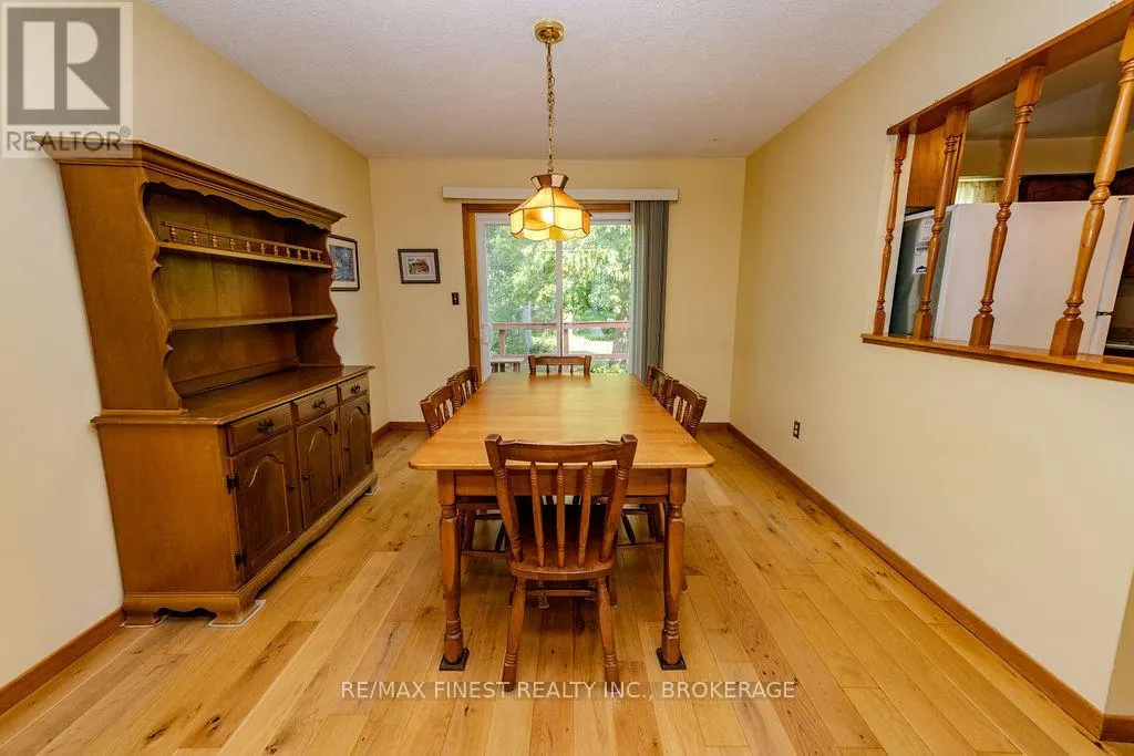 776 CEDARWOOD DRIVE