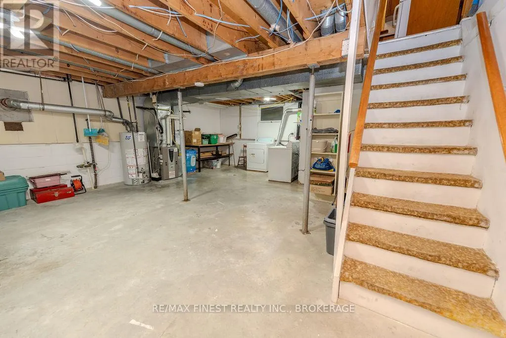 776 CEDARWOOD DRIVE