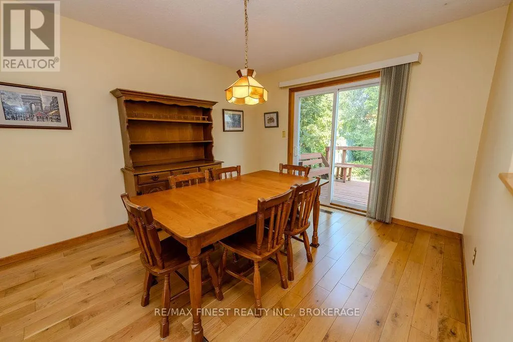 776 CEDARWOOD DRIVE