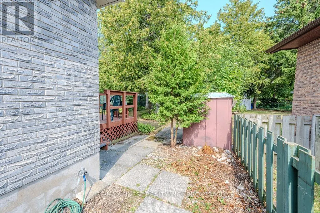 776 CEDARWOOD DRIVE