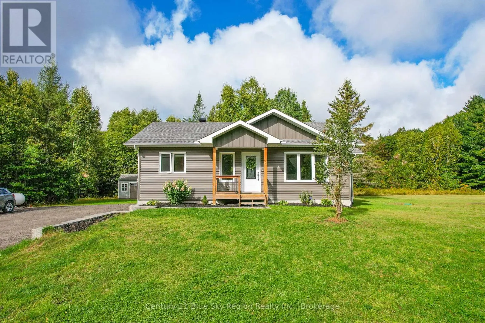 115 HILLSIDE LAKE ROAD