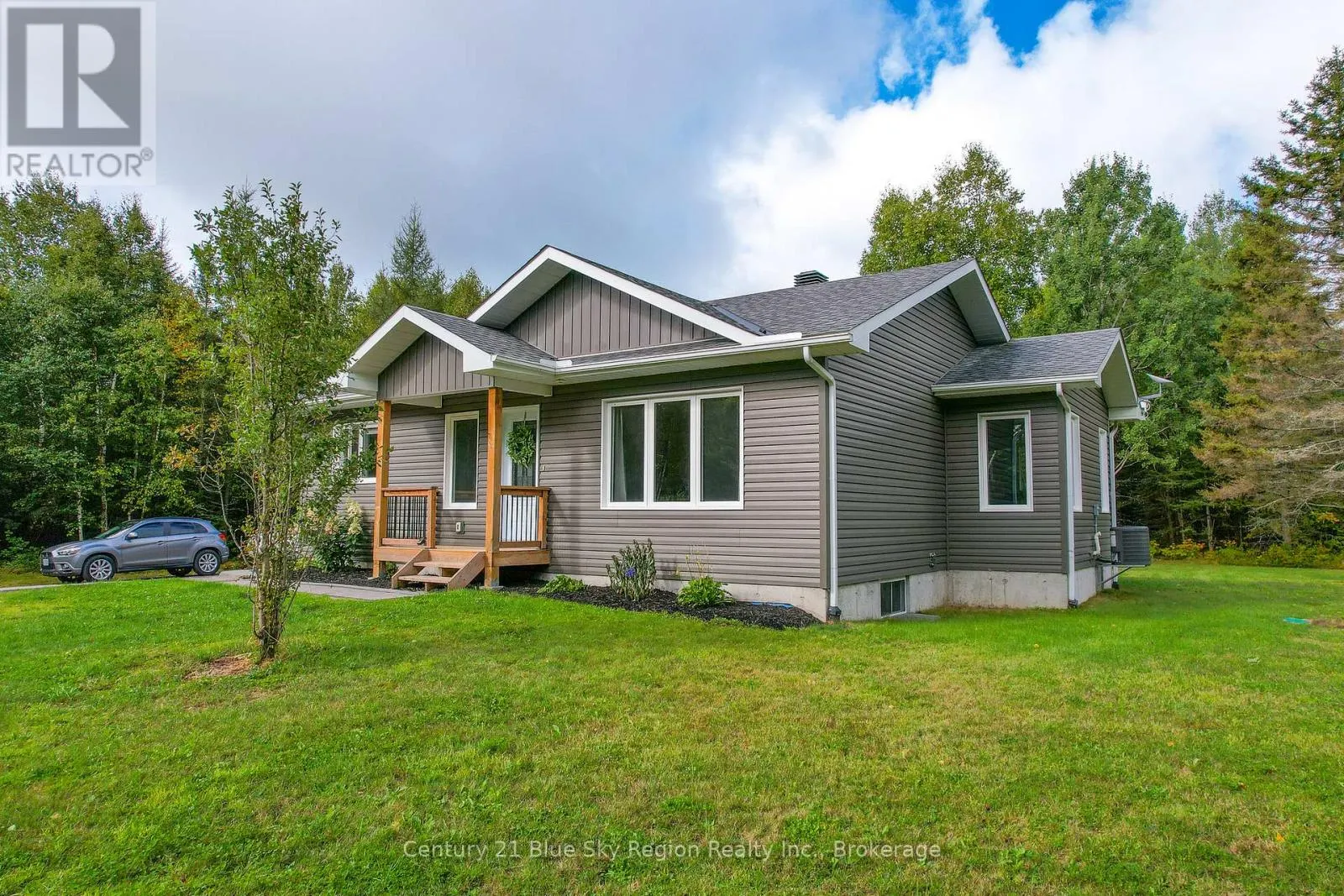 115 HILLSIDE LAKE ROAD