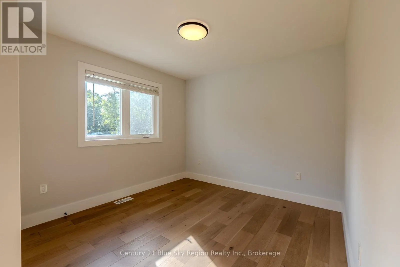 115 HILLSIDE LAKE ROAD