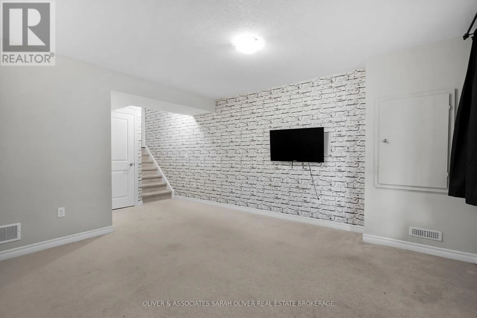 85 - 1010 FANSHAWE PARK ROAD E, #85