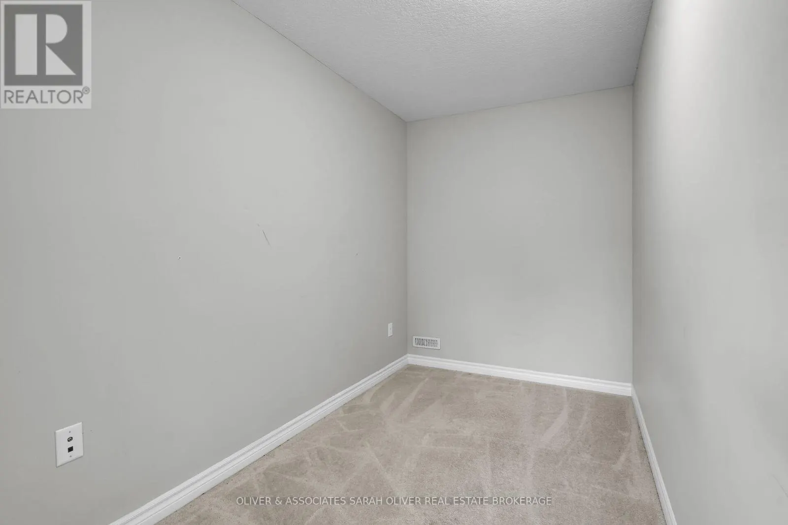 85 - 1010 FANSHAWE PARK ROAD E, #85