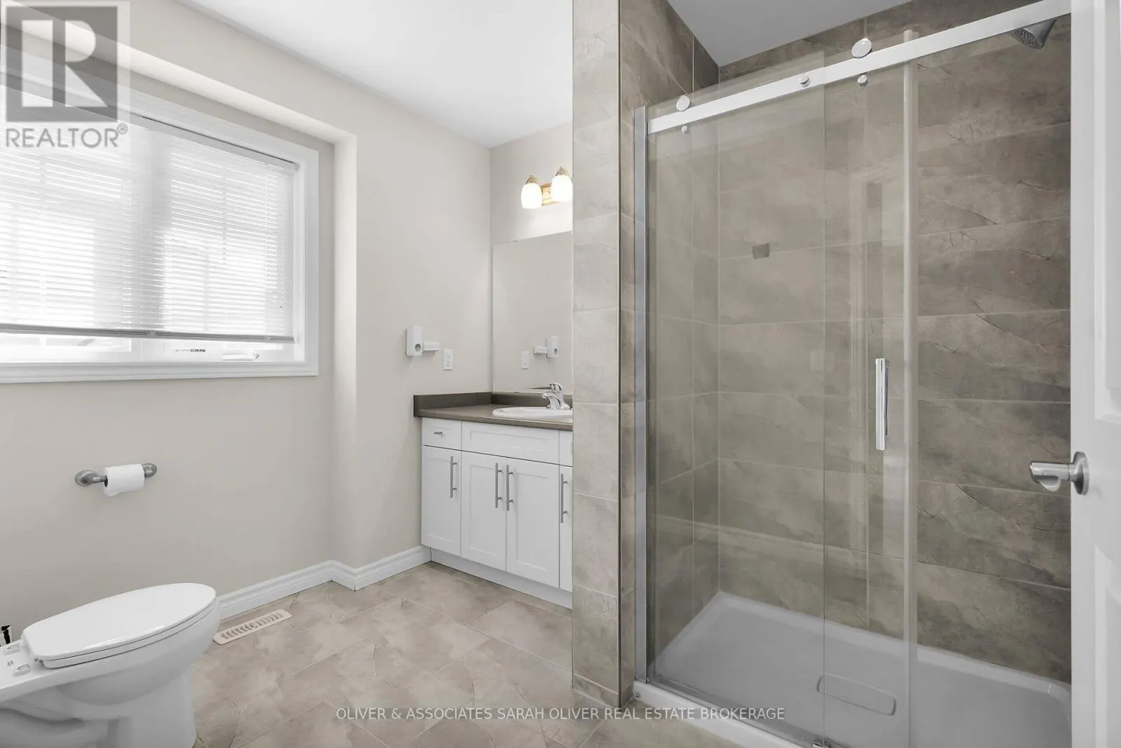 85 - 1010 FANSHAWE PARK ROAD E, #85