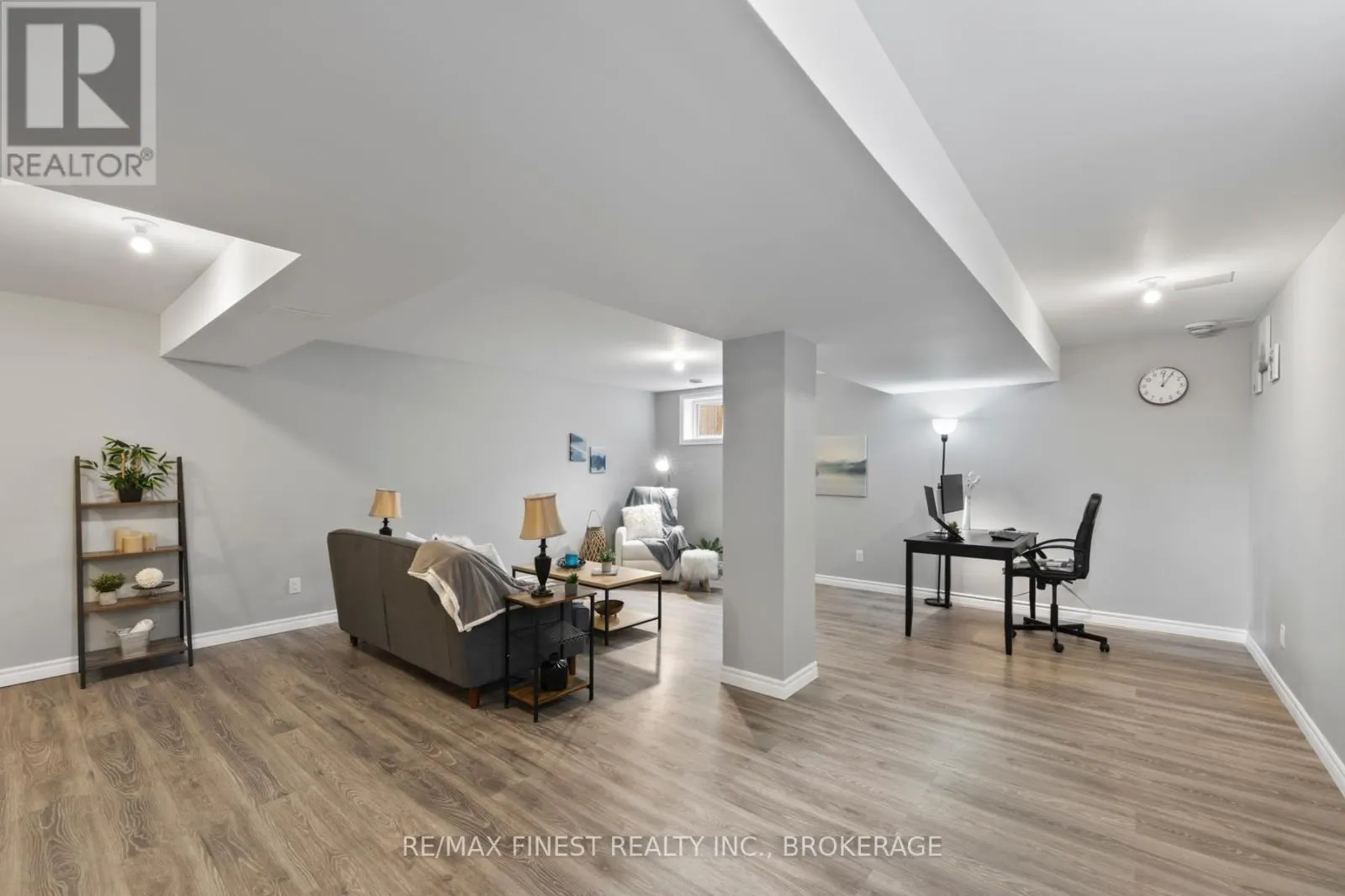 1376 TREMONT DRIVE
