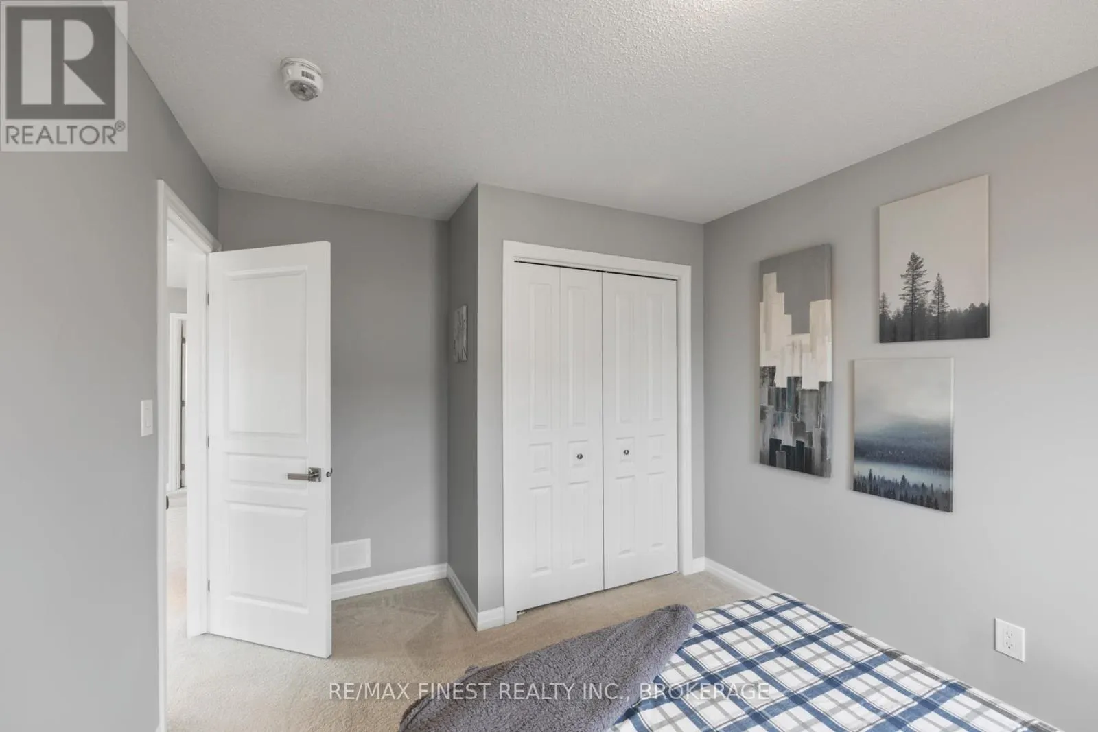 1376 TREMONT DRIVE