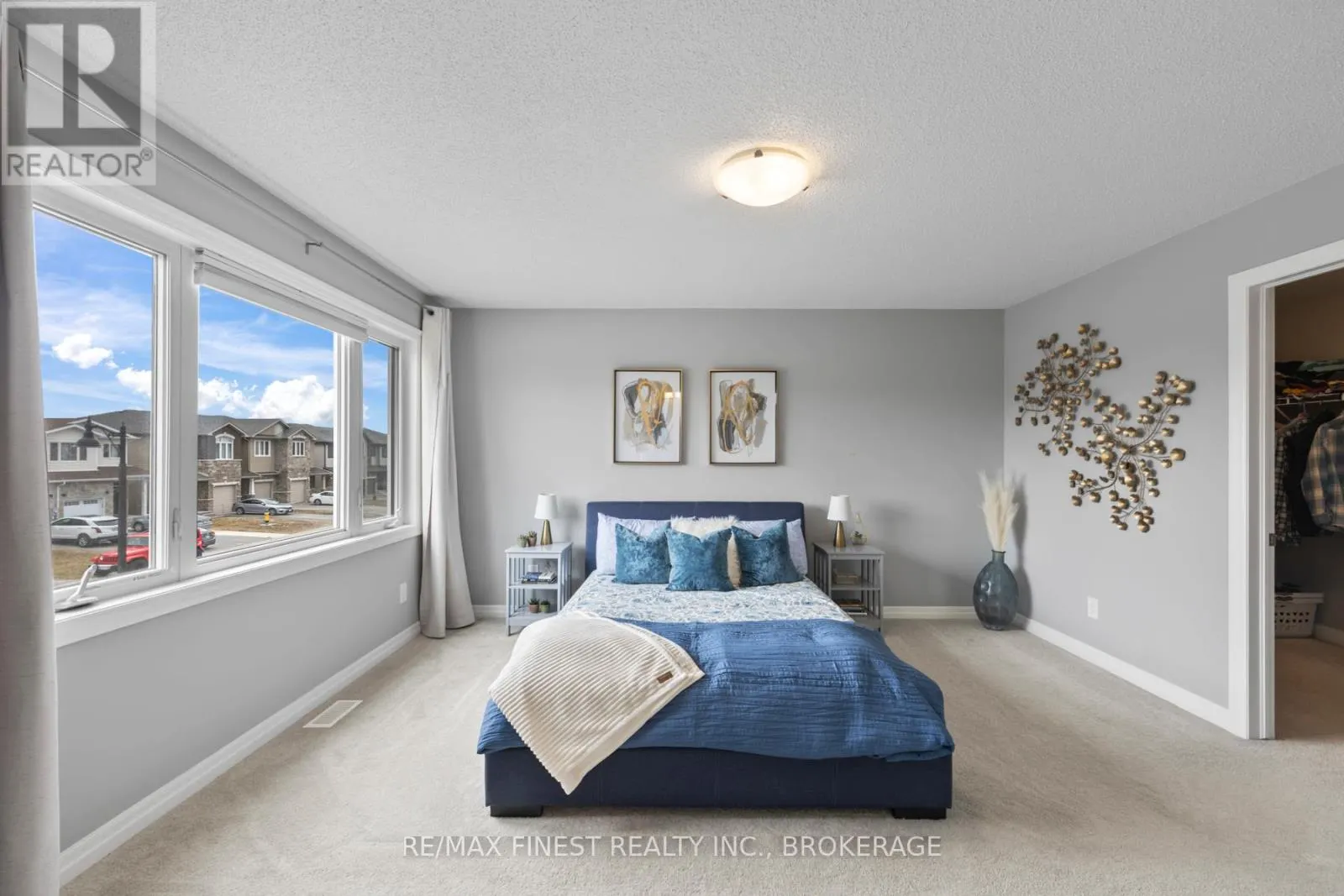 1376 TREMONT DRIVE