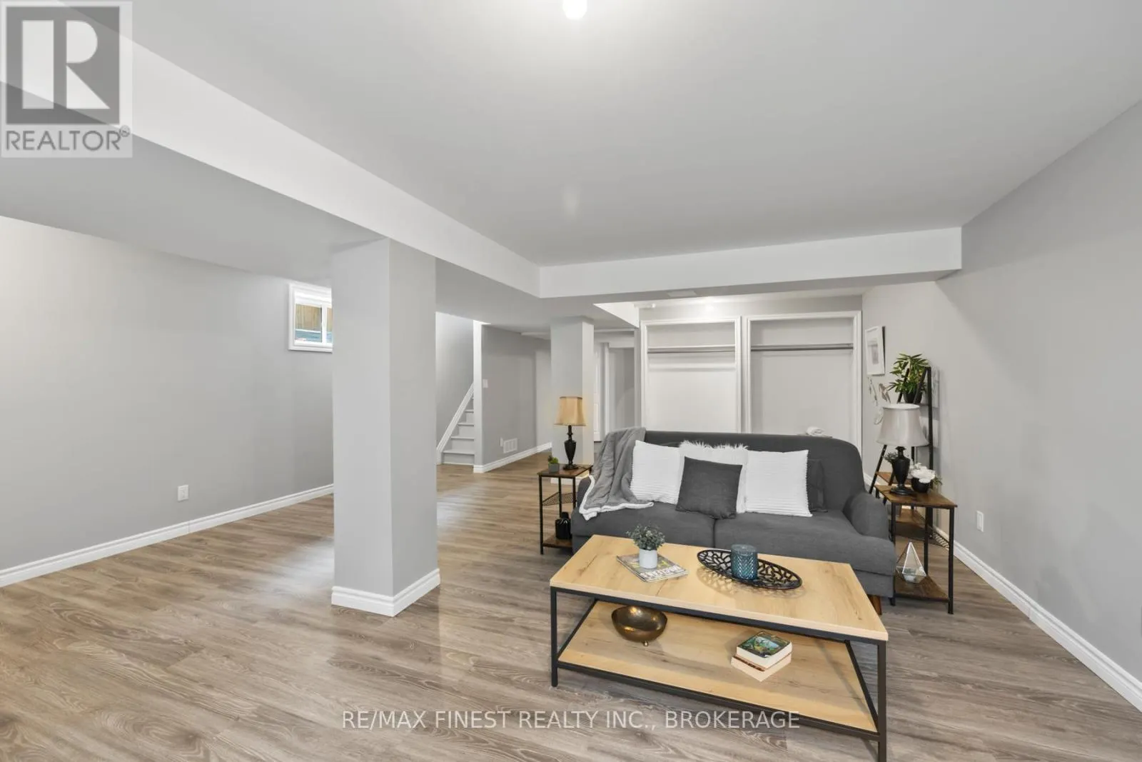 1376 TREMONT DRIVE