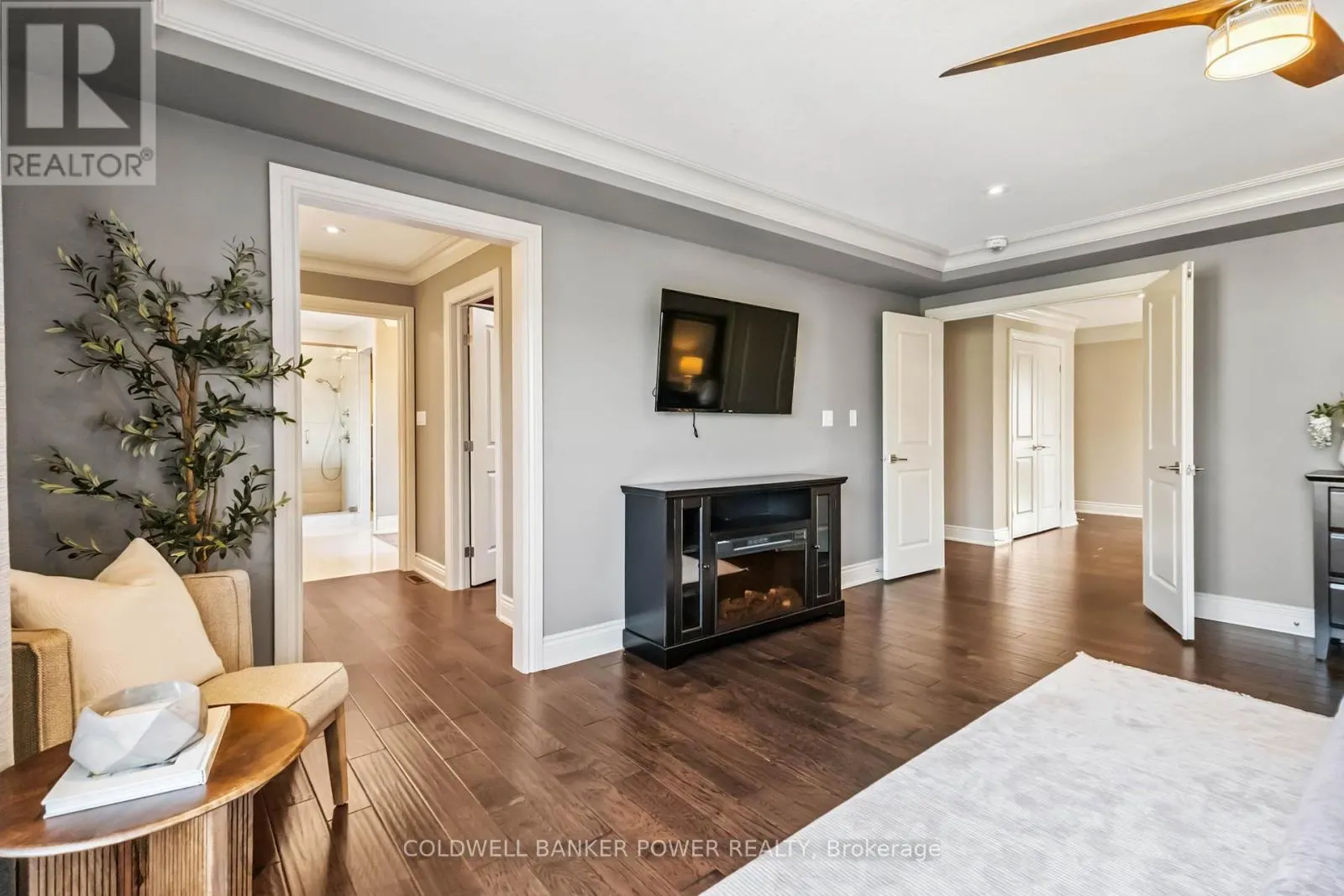 1090 EAGLETRACE DRIVE