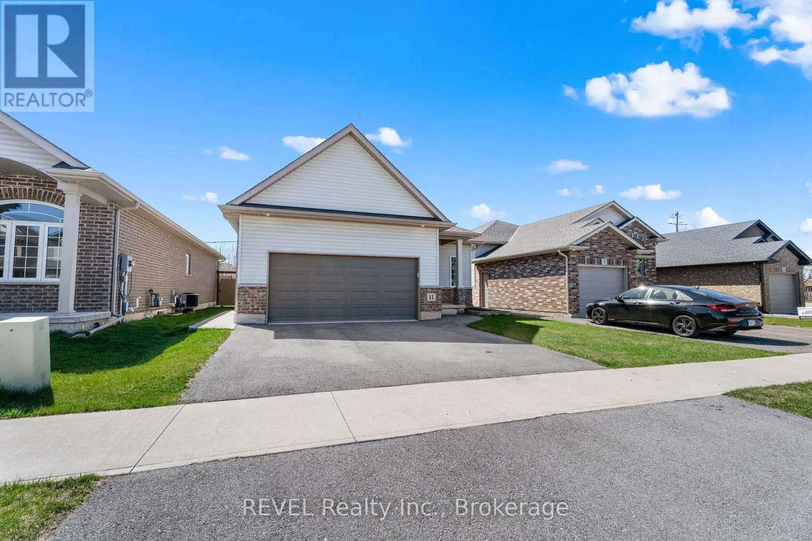 11 BERKSHIRE DRIVE