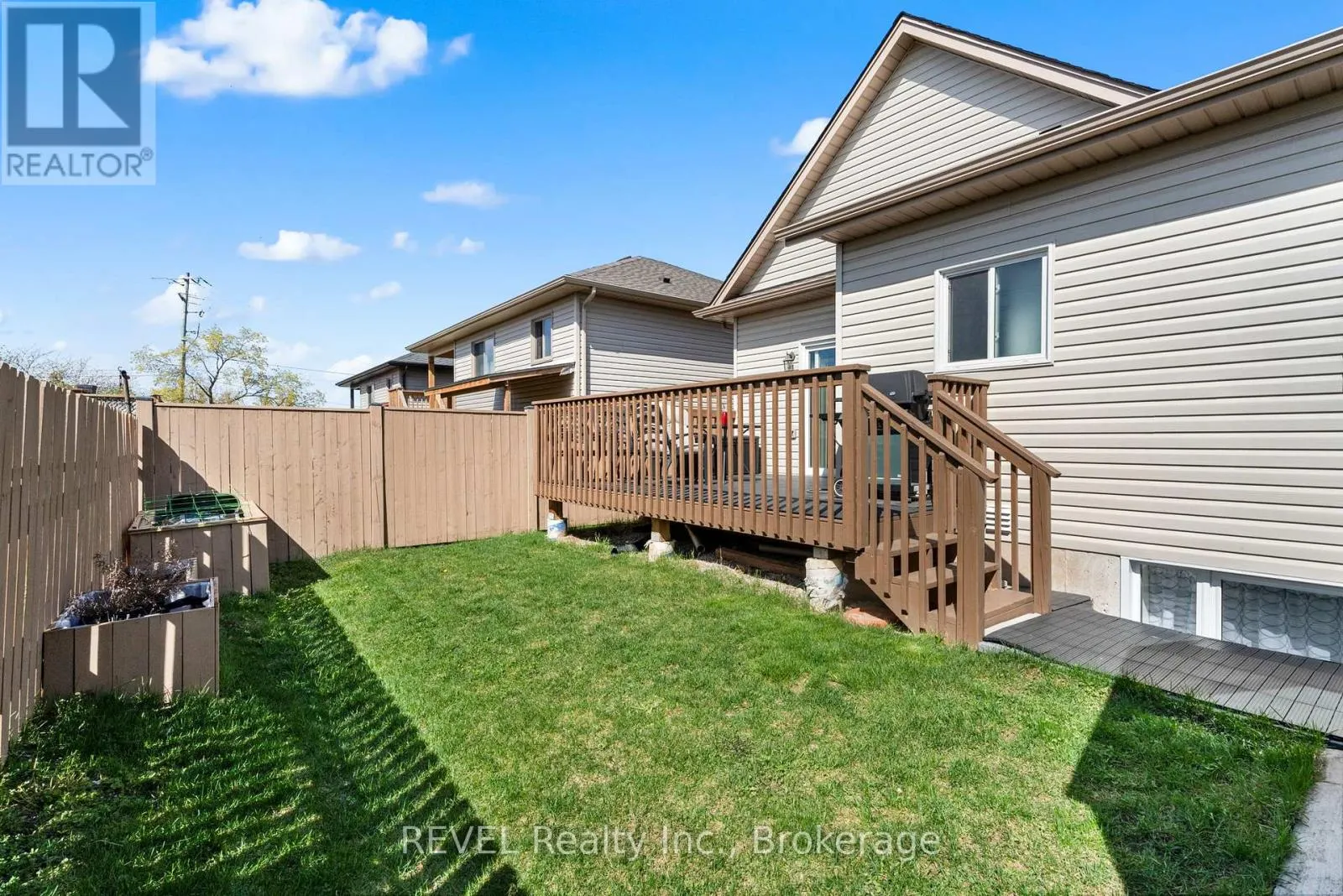 11 BERKSHIRE DRIVE