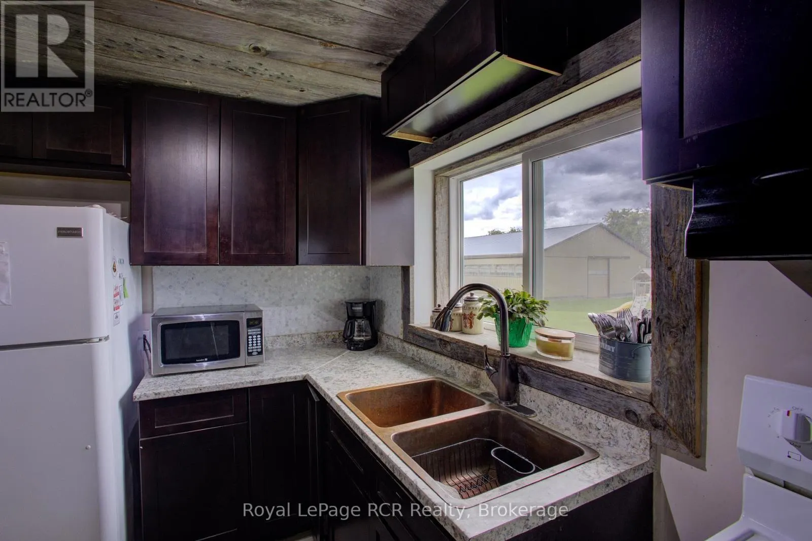 213526 BASELINE ROAD