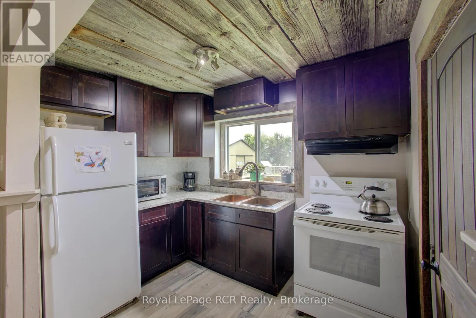 213526 BASELINE ROAD