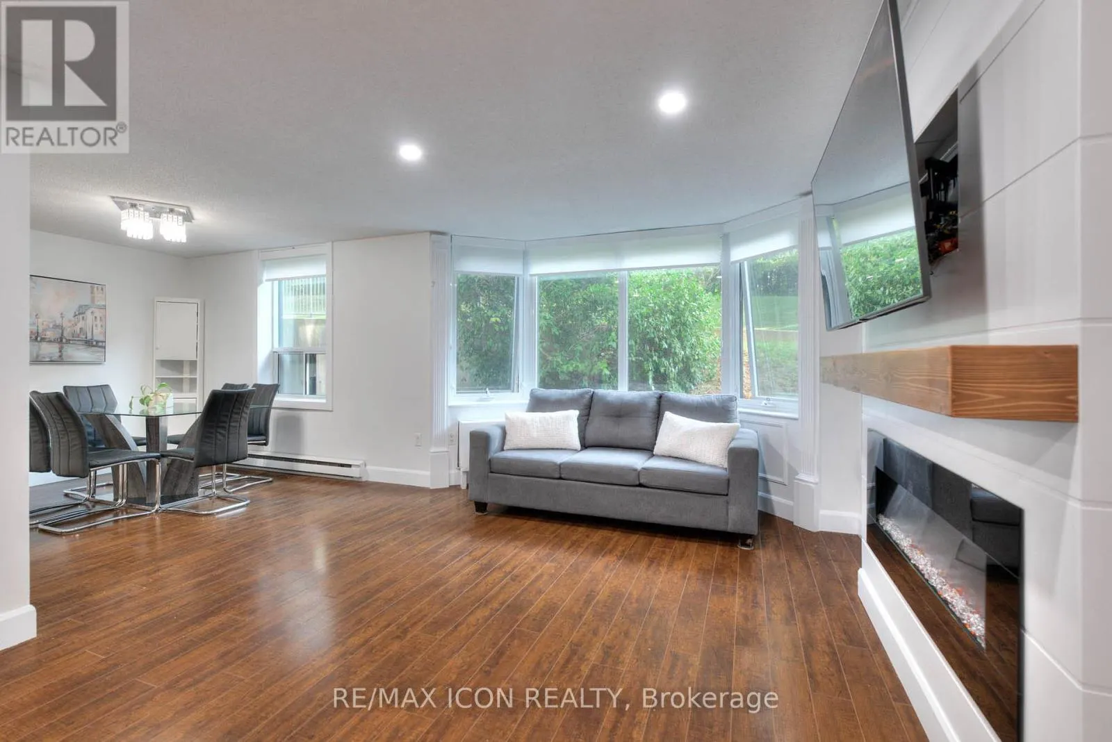 103 - 35 GREEN VALLEY DRIVE