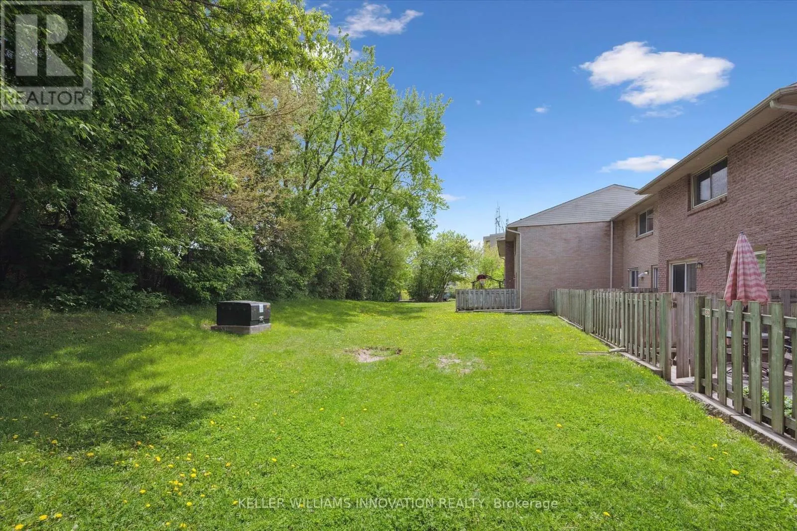 33 - 293 FAIRWAY ROAD N
