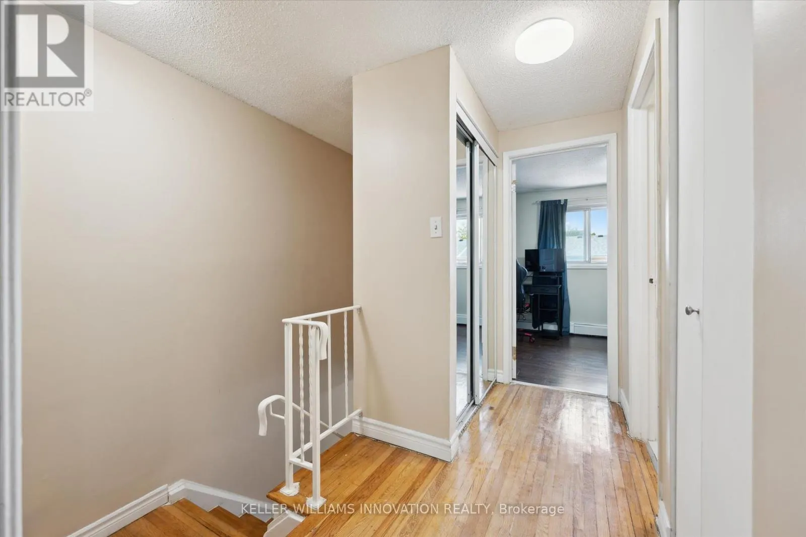 33 - 293 FAIRWAY ROAD N