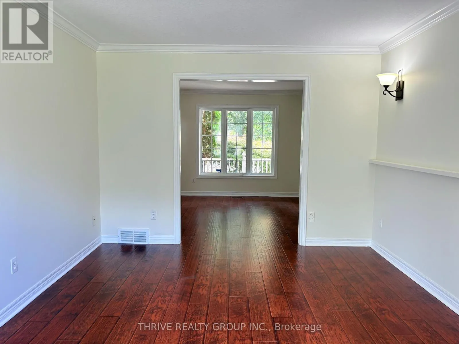 116 CEDARWOOD CRESCENT