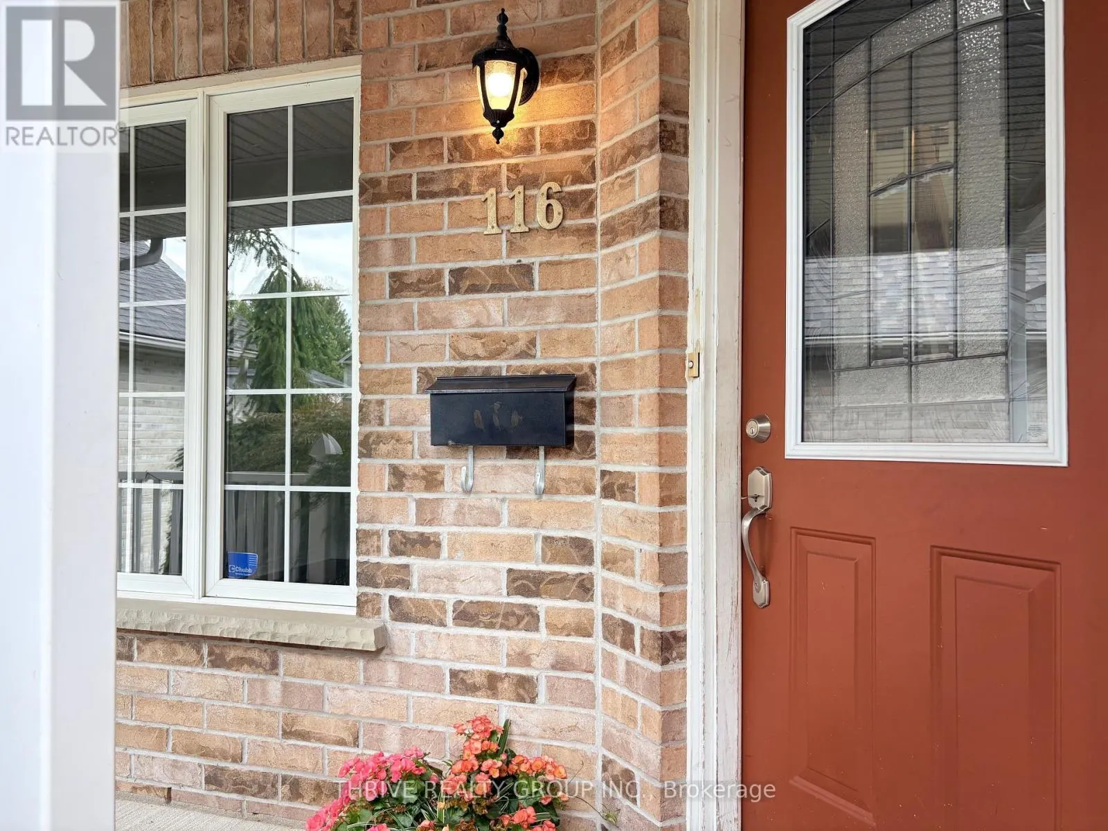 116 CEDARWOOD CRESCENT