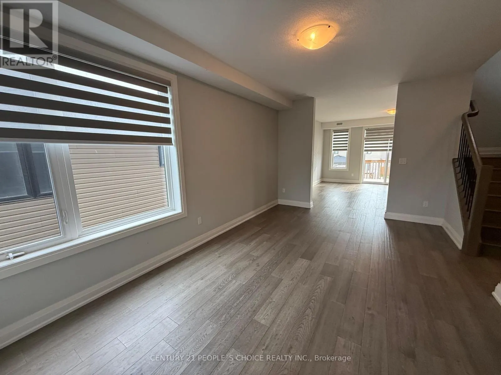 UPPER - 562 FAIRWAY ROAD