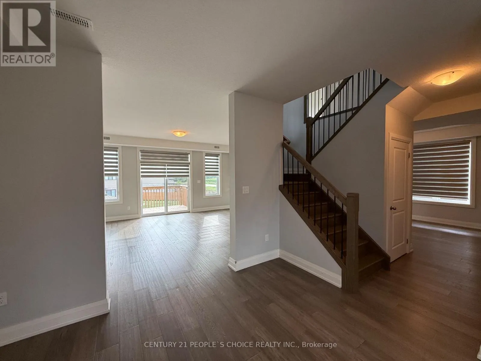 UPPER - 562 FAIRWAY ROAD