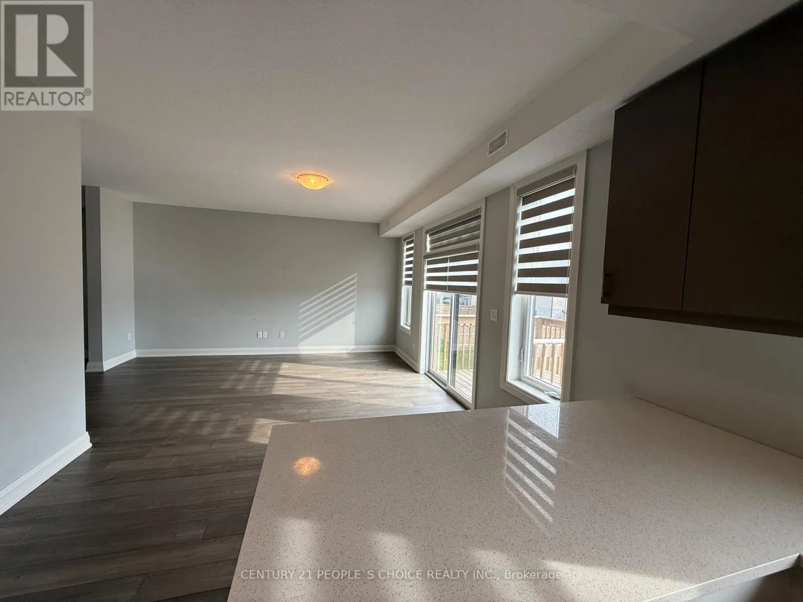 UPPER - 562 FAIRWAY ROAD