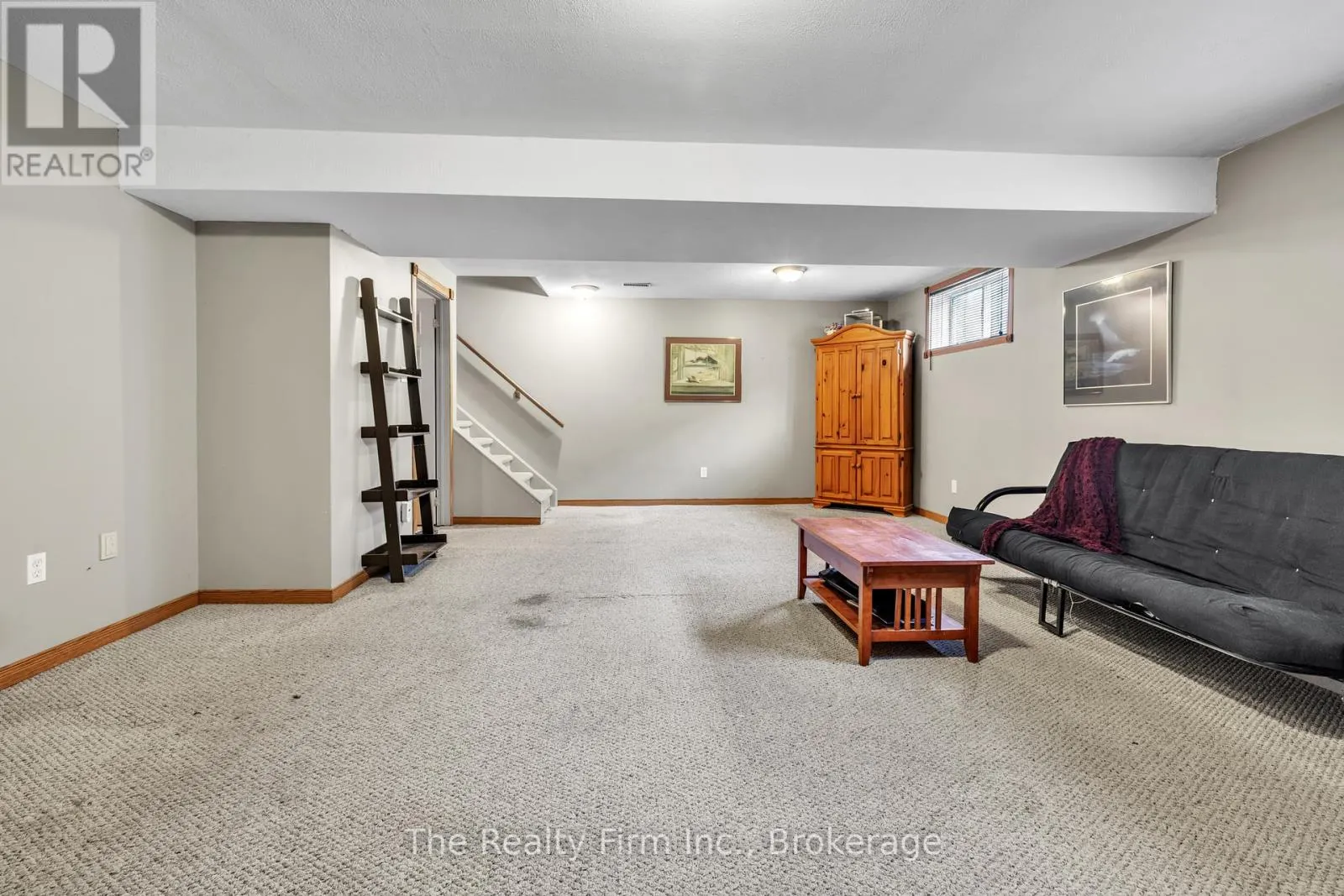 7 PINEHURST DRIVE
