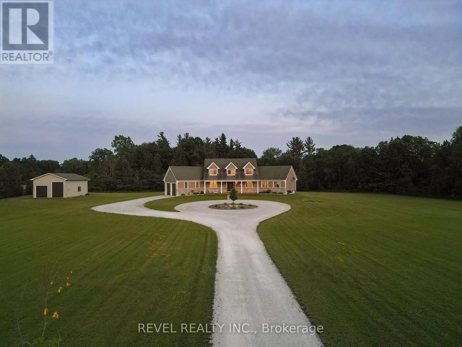 792 CHARLOTTEVILLE RD 8